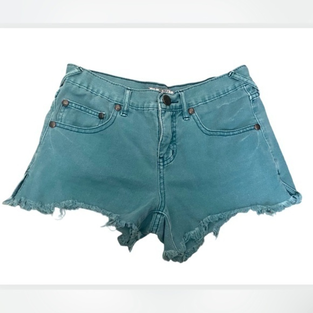 FREE PEOPLE Shark Bite Soft Denim Frayed Shorts W 25 Festival